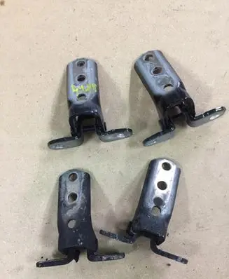 Fiat Fullback Front door hinge set 
