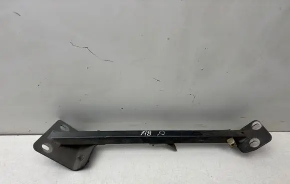 Audi A8 S8 D3 4E Fender mounting bracket 4E0805464E