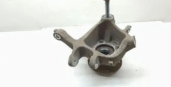 BMW 5 F10 F11 Rear wheel hub spindle/knuckle 6793769