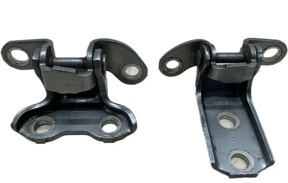 Rear door hinge set