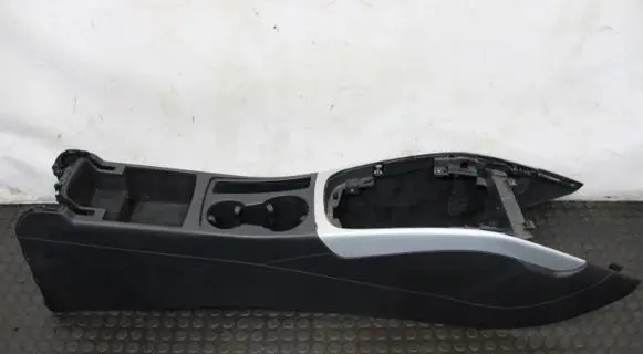 Audi A4 S4 B8 8K Center console