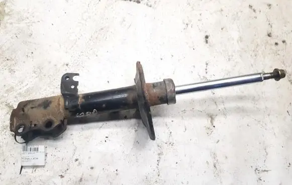 Toyota Corolla Verso E121 Front shock absorber/damper 485201a370 48520-1a370