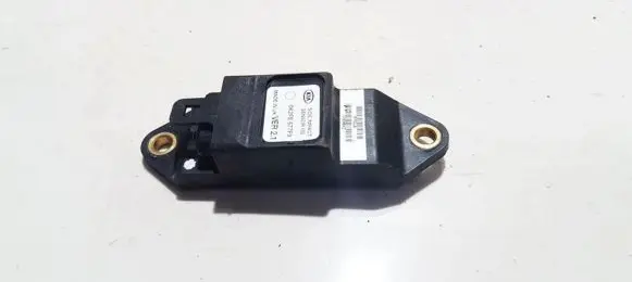 KIA Carens I Airbag deployment crash/impact sensor 0K2FE677F9