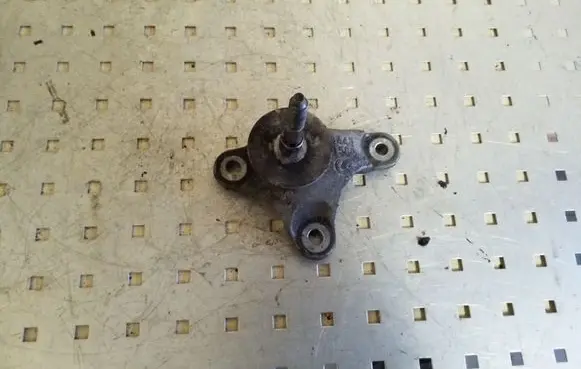 Peugeot 5008 Gearbox mounting bracket 9644531580