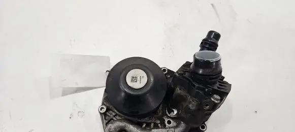 BMW 2 F22 F23 Water pump 8514458