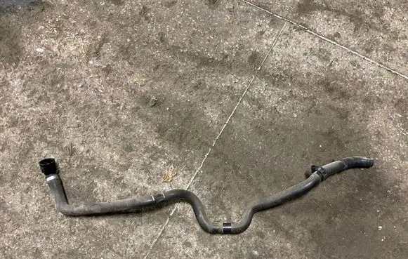 BMW 4 F32 F33 Engine coolant pipe/hose 9329650