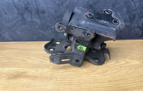Toyota Auris 150 Gearbox mount