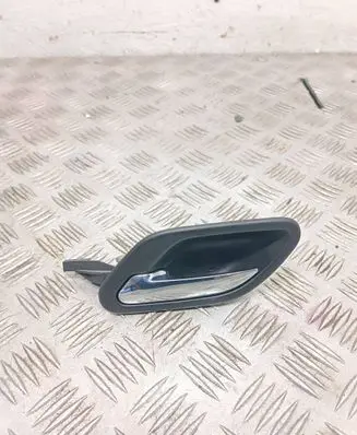 BMW 5 E39 Rear door interior handle 8226049