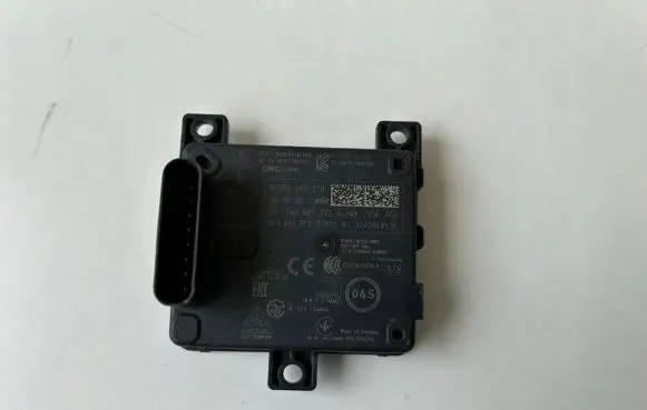 Skoda Octavia Mk4 Distronic sensor radar 5WA907572A