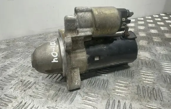 BMW 5 E60 E61 Starter motor 7515391