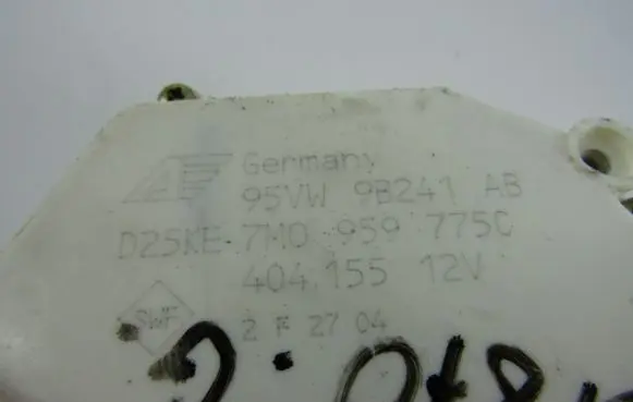 Volkswagen Sharan Central locking motor 7M0959775C