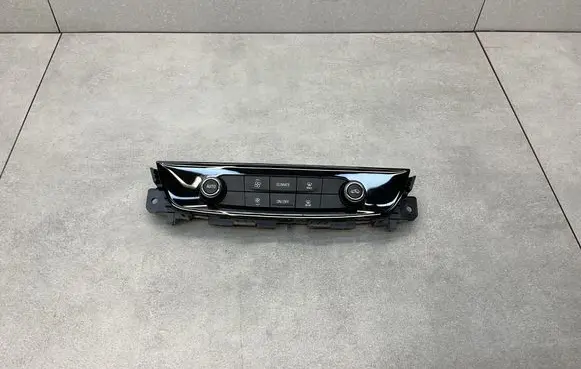 Opel Insignia B Climate control unit 39177120