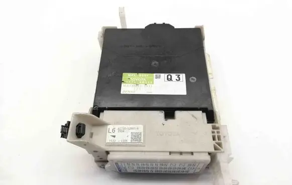 Toyota Yaris Central body control module 892210D110