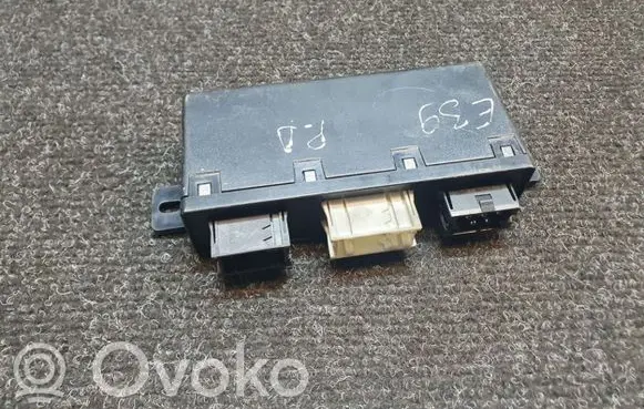 BMW 5 E39 Comfort/convenience module 613583776019 689667 299700