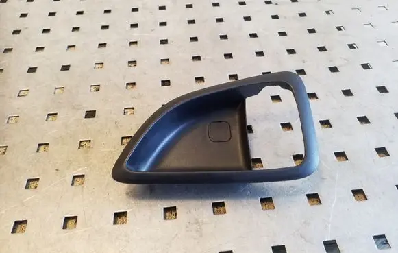 Hyundai ix35 Other front door trim element 826212S000