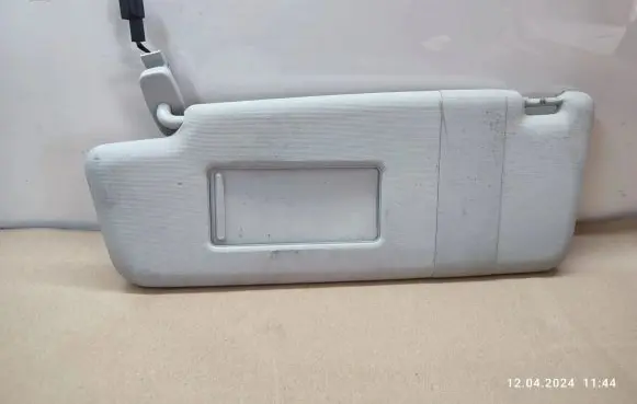 Volkswagen Touran I Sun visor