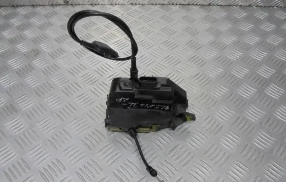 Renault Scenic II - Grand scenic II Front door lock