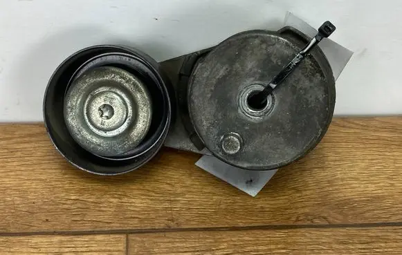 Chevrolet Camaro Generator/alternator belt tensioner NAPINACZPASKA20CA