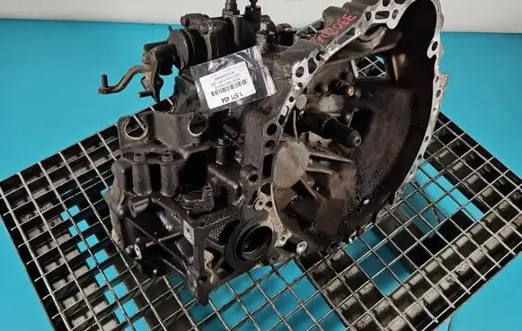 Toyota Corolla E120 E130 Manual 5 speed gearbox E350C IMPRK1571454