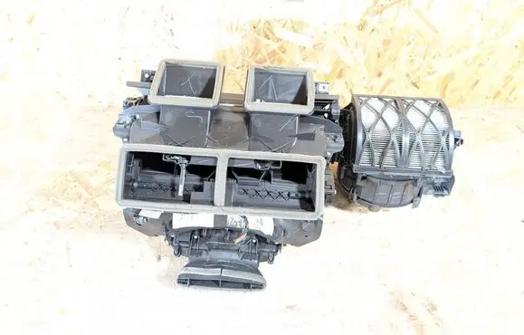 BMW X3 F25 Interior heater climate box assembly T1012578T T1012580C T1021327U