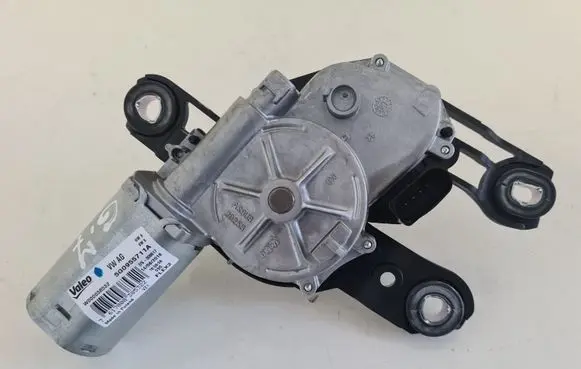 Volkswagen Golf VII Rear window wiper motor 5G0955711A