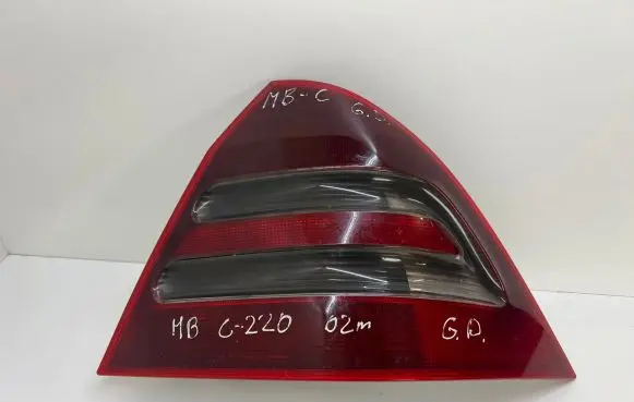 Mercedes-Benz C AMG W203 Rear/tail lights