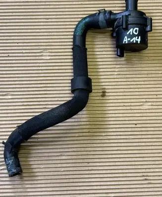 Audi A3 8Y Electric auxiliary coolant/water pump 5Q0965567 080622 12402300306