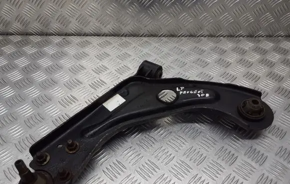 Peugeot 308 Front control arm
