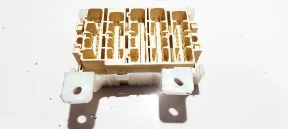 Toyota Previa (XR30, XR40) II Fuse box set