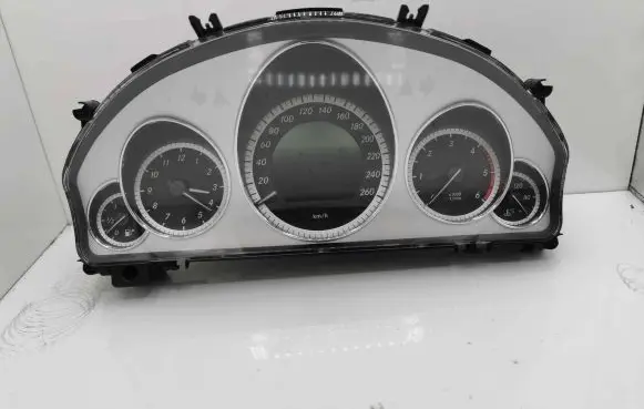 Mercedes-Benz E W212 Speedometer (instrument cluster) A2129004904 A2C53257171 A2C53376540