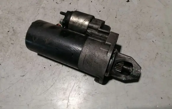 Mercedes-Benz R W251 Starter motor A0061516101 0001115070