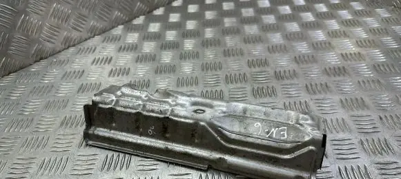 BMW 5 F10 F11 Heat shield in engine bay 