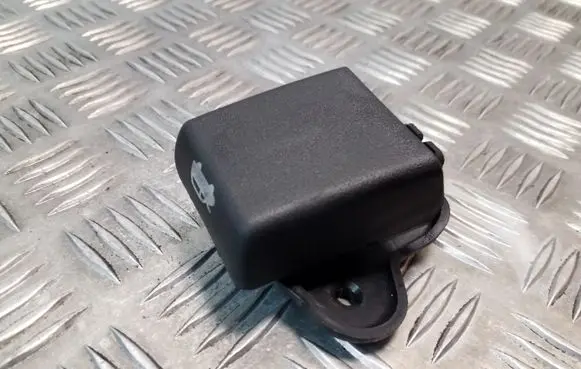 Chrysler Grand Voyager V Engine bonnet (hood) release handle