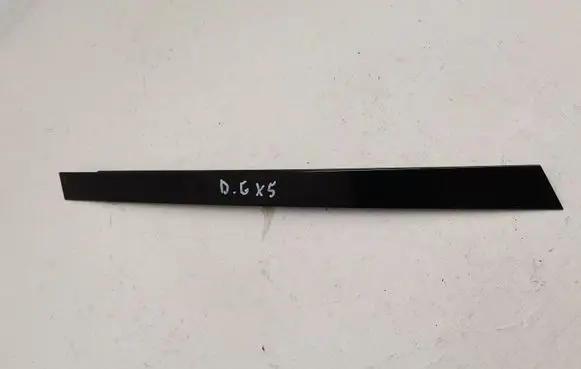 BMW X5 F15 Rear door window/glass frame 7289672