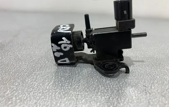 Honda CR-V Vacuum valve 1846004700