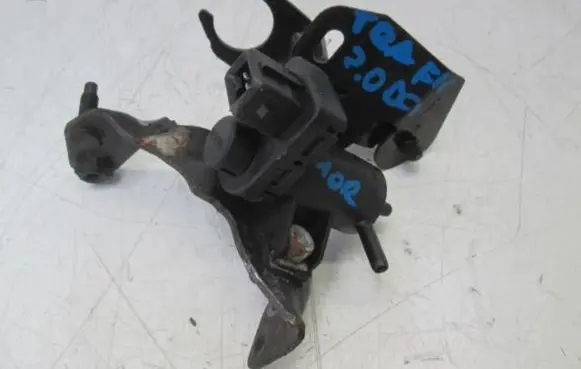 Opel Vivaro Turbo solenoid valve
