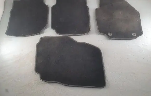 Ford Mondeo MK IV Car floor mat set 