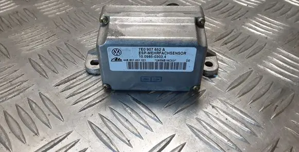 Volkswagen Touareg I ESP acceleration yaw rate sensor 7E0907652A