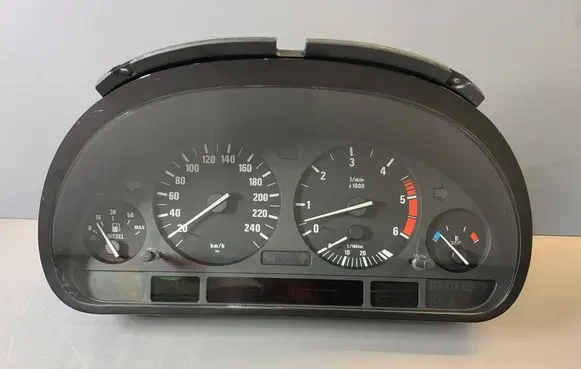 BMW 5 E39 Speedometer (instrument cluster) 6906122 62116906122 110008784013