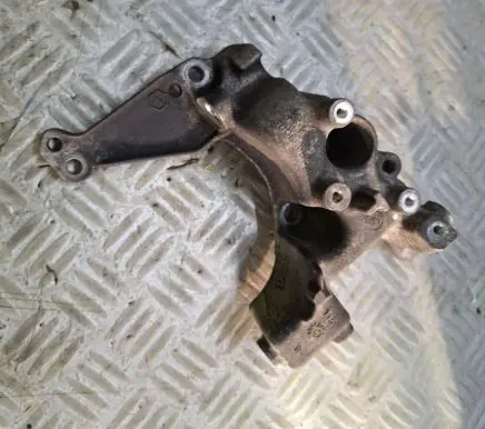 Peugeot 308 Generator/alternator bracket 9808696680
