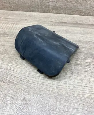 Volkswagen Polo III 6N 6N2 6NF Tow hook cap/cover 6GS51003