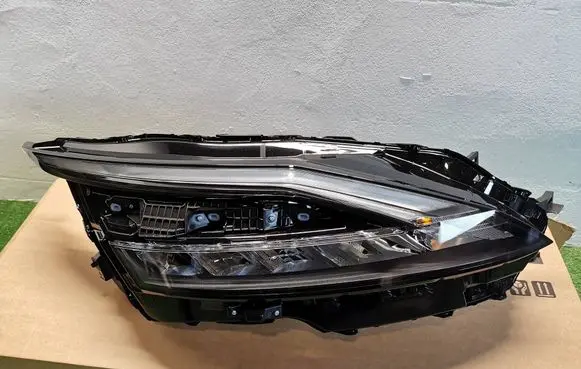 Nissan Qashqai J12 Headlight/headlamp 1008D02G-DANEK 1008D02F 1008D02G