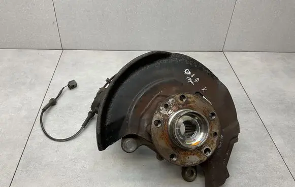 Front wheel hub