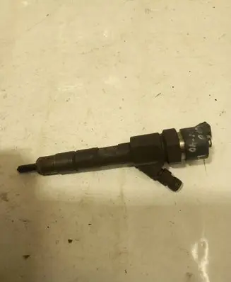 Volvo S40, V40 Fuel injector 7700111014