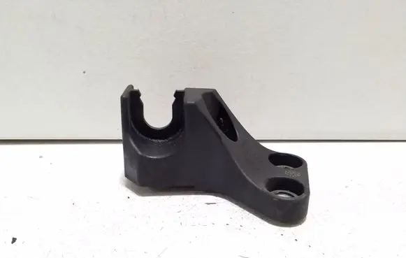 MG ZS Gear shift cable bracket 10344049