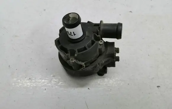 Volkswagen Golf VII Electric auxiliary coolant/water pump 5G0965561