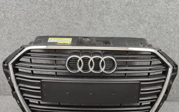Audi A3 S3 8V Front bumper upper radiator grill 8V3853651AA