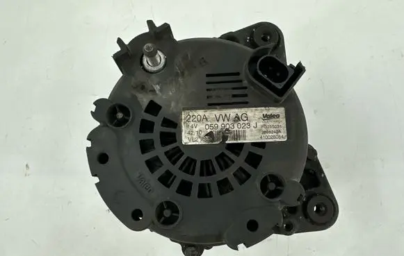 Volkswagen Touareg II Generator/alternator FG23S031