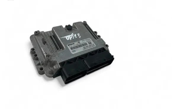 KIA Ceed Engine control unit/module ECU 391022A710 0281013594