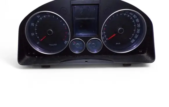 Volkswagen Golf V Speedometer (instrument cluster) 1K6920860E